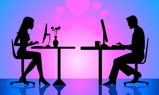 Como Encontrar Namorada na Internet: Guia Prático Para Relações Sérias